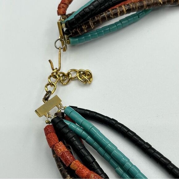 Mid century modern Elegant Gold Black Crescent Necklace with Textured Pendant - Picture 13 of 13